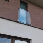RD Chýně - skleněné zábradlí francouzké okno